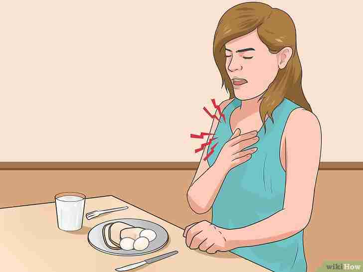 Imagen titulada Use Home Remedies for Decreasing Stomach Acid Step 1