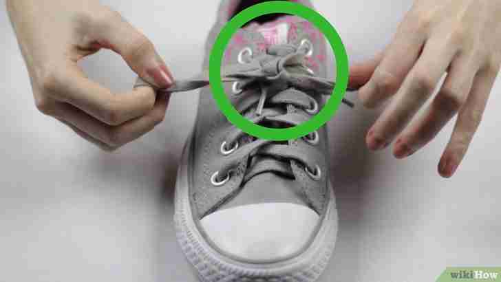 Image intitulée Lace Shoes Step 15
