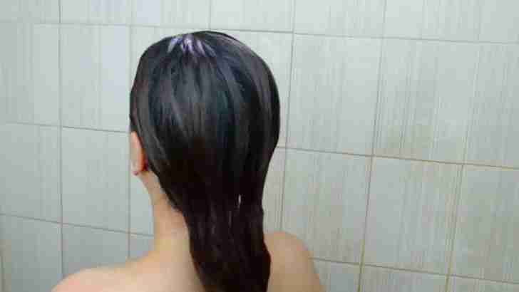 Imagem intitulada Apply Conditioner to Your Hair Step 4 preview