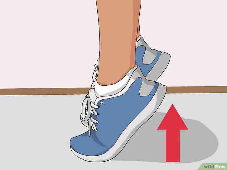 以Strengthen Your Ankles Step 13为标题的图片
