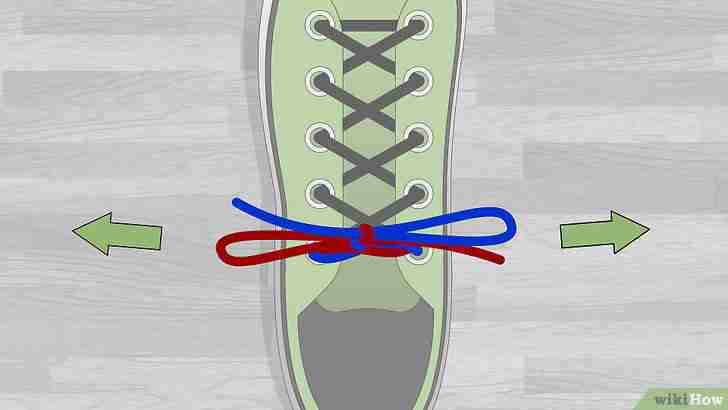 Imagem intitulada Tie Your Shoes Step 18